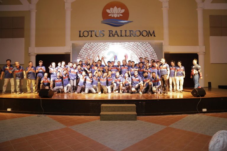 Lễ kỷ niệm 20 năm PVE tại Malaysia: Bữa tiệc văn hóa truyền thống